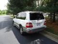 Natural White - Land Cruiser  Photo No. 5