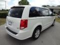 Stone White - Grand Caravan Crew Photo No. 10
