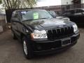 Black - Grand Cherokee Laredo 4x4 Photo No. 3