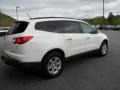White - Traverse LT AWD Photo No. 2