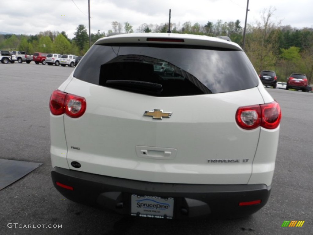2012 Traverse LT AWD - White / Dark Gray/Light Gray photo #6