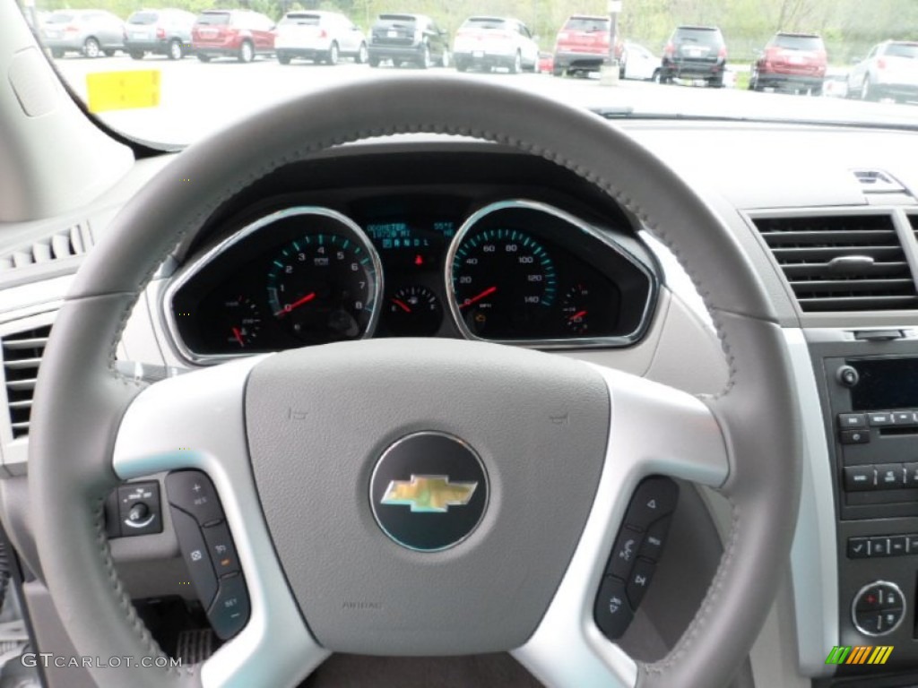 2012 Traverse LT AWD - White / Dark Gray/Light Gray photo #17