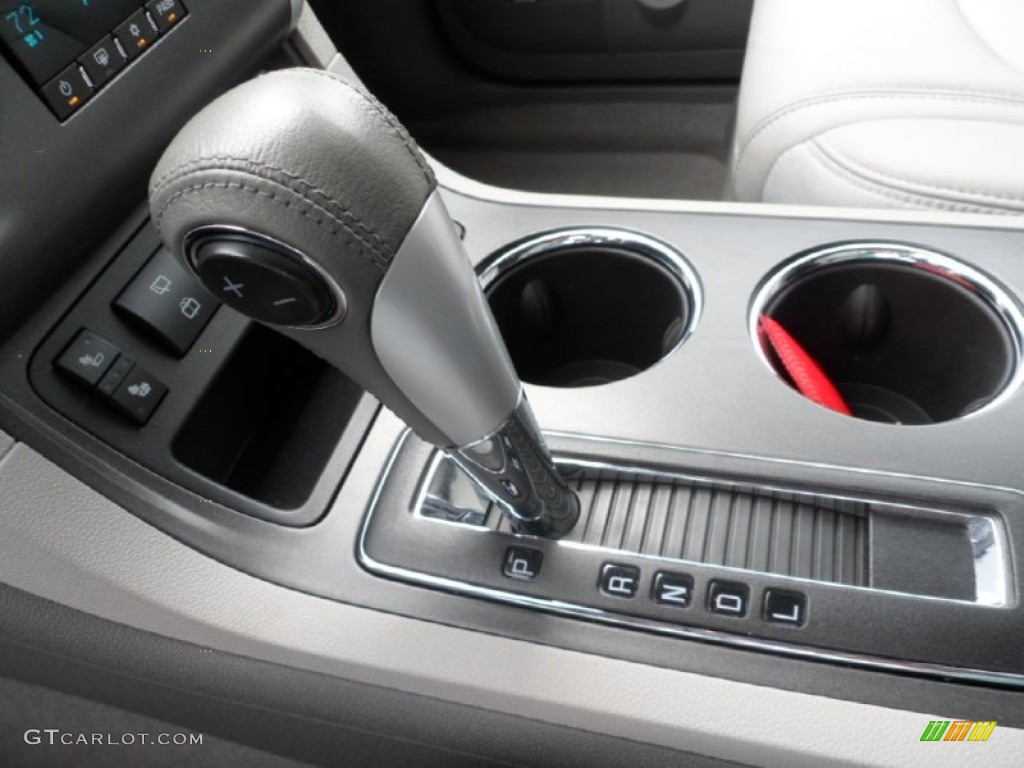 2012 Traverse LT AWD - White / Dark Gray/Light Gray photo #21