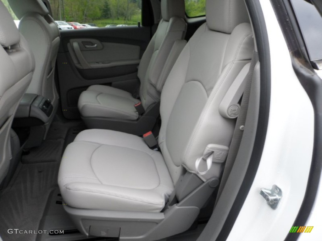 2012 Traverse LT AWD - White / Dark Gray/Light Gray photo #24