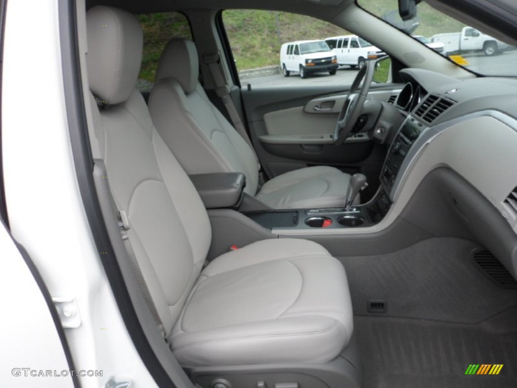 2012 Traverse LT AWD - White / Dark Gray/Light Gray photo #31