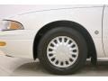 2002 White Buick LeSabre Custom  photo #21
