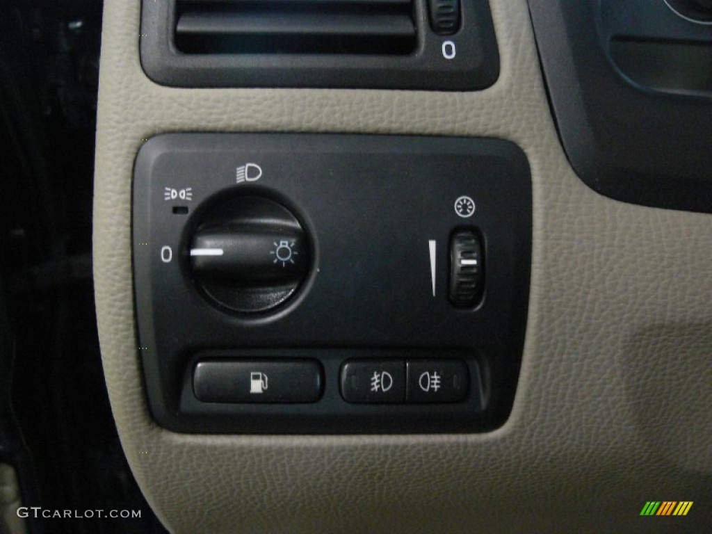 2006 V70 2.5T - Barents Blue Metallic / Taupe/Light Taupe photo #22