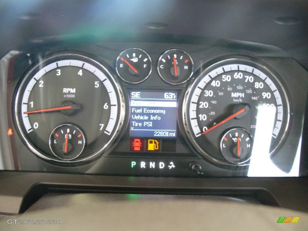 2010 Ram 1500 Laramie Crew Cab - Brilliant Black Crystal Pearl / Light Pebble Beige/Bark Brown photo #27