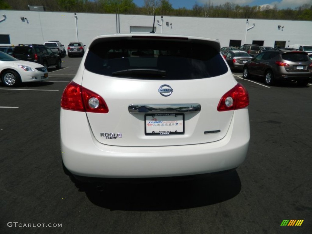 2012 Rogue S Special Edition - Pearl White / Gray photo #4