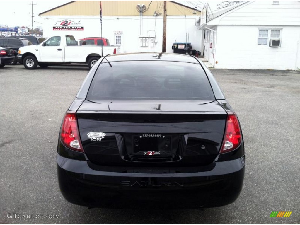 2003 ION 3 Sedan - Black / Gray photo #6