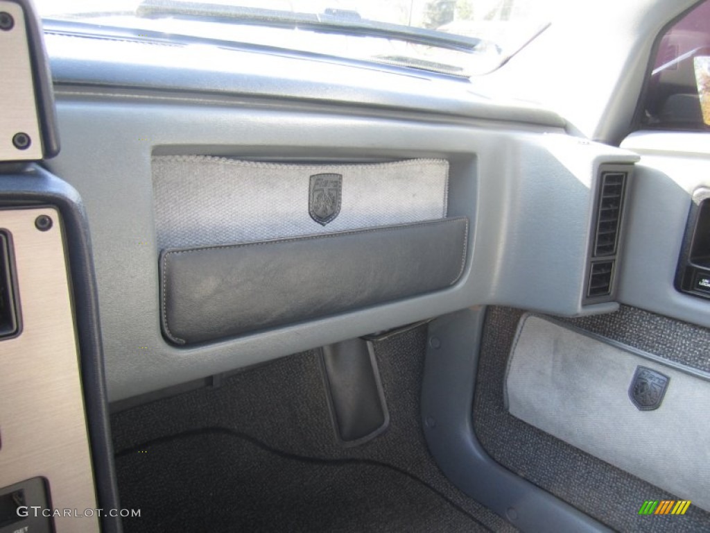 1986 Fiero GT - White / Gray photo #23