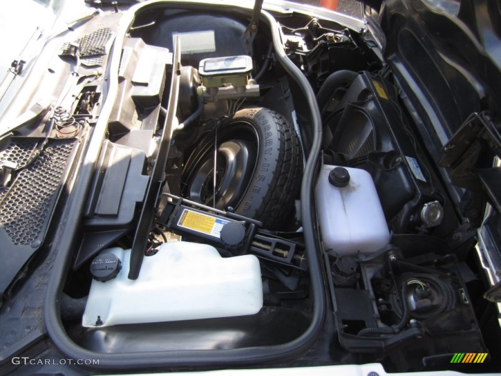 1986 Fiero GT - White / Gray photo #25