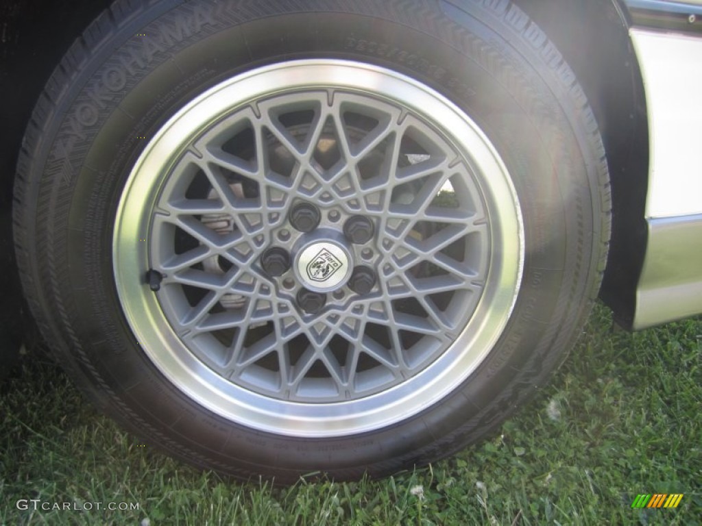 1986 Fiero GT - White / Gray photo #30