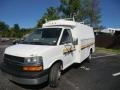 2003 Summit White Chevrolet Express 3500 Cutaway Commercial  photo #2