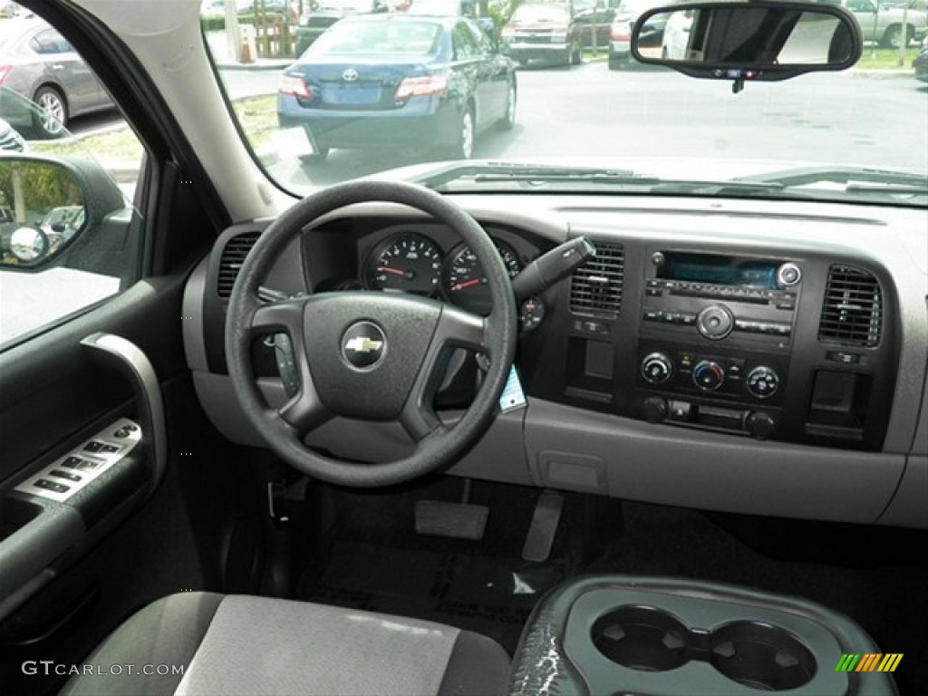 2009 Silverado 1500 LS Extended Cab - Silver Birch Metallic / Dark Titanium photo #22
