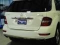 Arctic White - ML 350 4Matic Photo No. 9