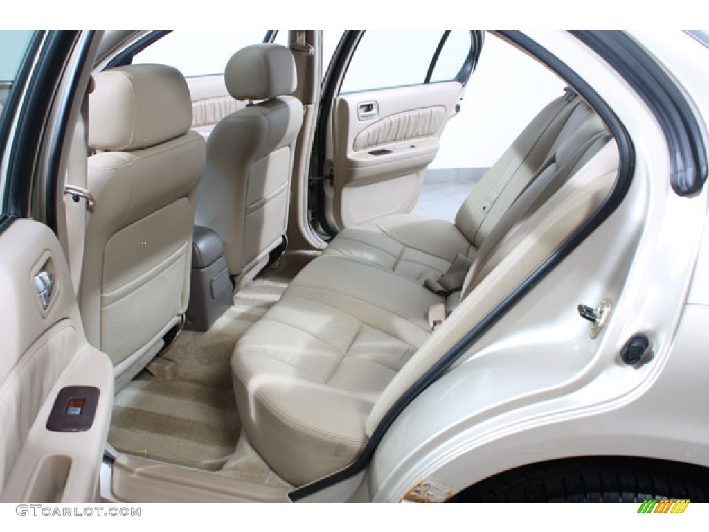 1997 Infiniti I 30 Touring Interior Color Photos