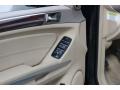 Black - GL 450 4Matic Photo No. 16
