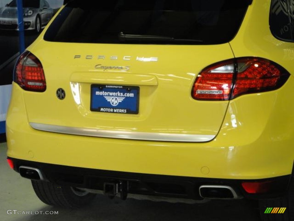 2011 Cayenne S - Sand Yellow / Black photo #9