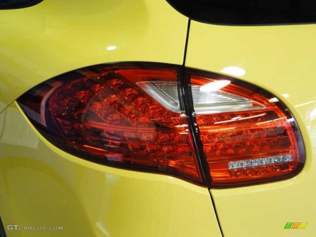 2011 Cayenne S - Sand Yellow / Black photo #29