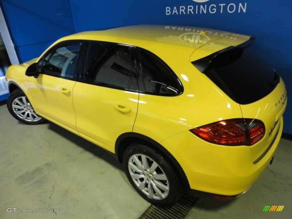 2011 Cayenne S - Sand Yellow / Black photo #36