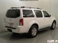 2005 Avalanche White Nissan Pathfinder LE  photo #24