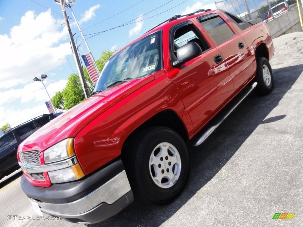 2004 Avalanche 1500 4x4 - Victory Red / Dark Charcoal photo #3