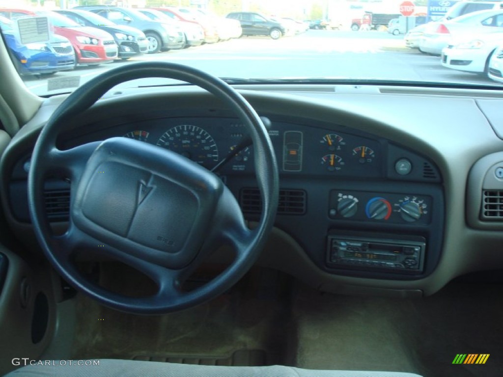 1999 Bonneville SE - Emerald Green Metallic / Taupe photo #14