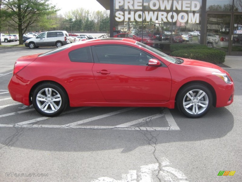 2010 Altima 2.5 S Coupe - Red Alert / Charcoal photo #2
