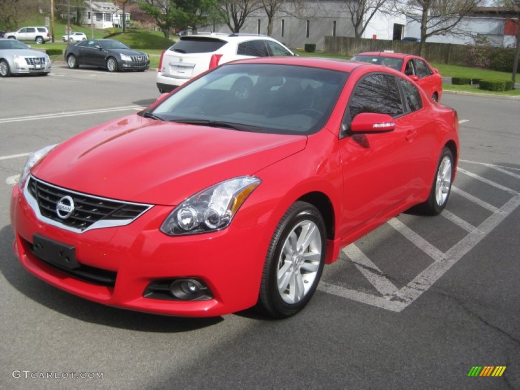 2010 Altima 2.5 S Coupe - Red Alert / Charcoal photo #7