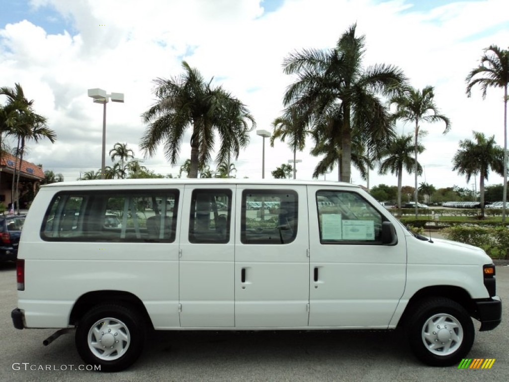 Oxford White 2009 Ford E Series Van E150 XL Passenger Exterior Photo #64181467