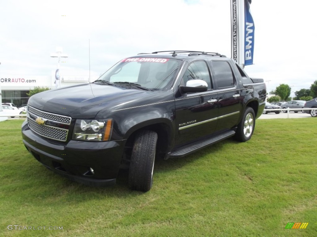 2010 Avalanche LTZ 4x4 - Black / Ebony photo #1