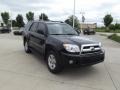 Black - 4Runner SR5 Photo No. 2