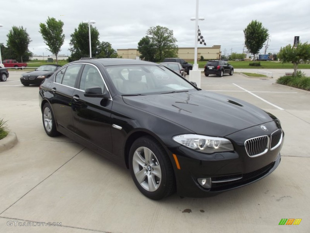 2012 5 Series 528i Sedan - Black Sapphire Metallic / Venetian Beige photo #2