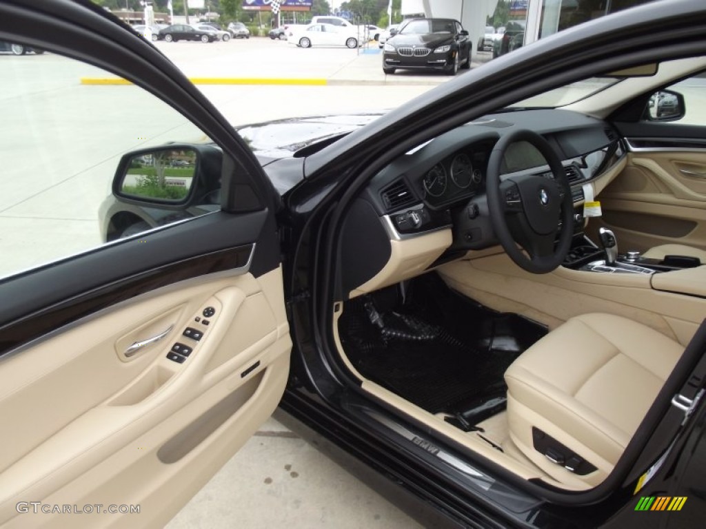 2012 5 Series 528i Sedan - Black Sapphire Metallic / Venetian Beige photo #11