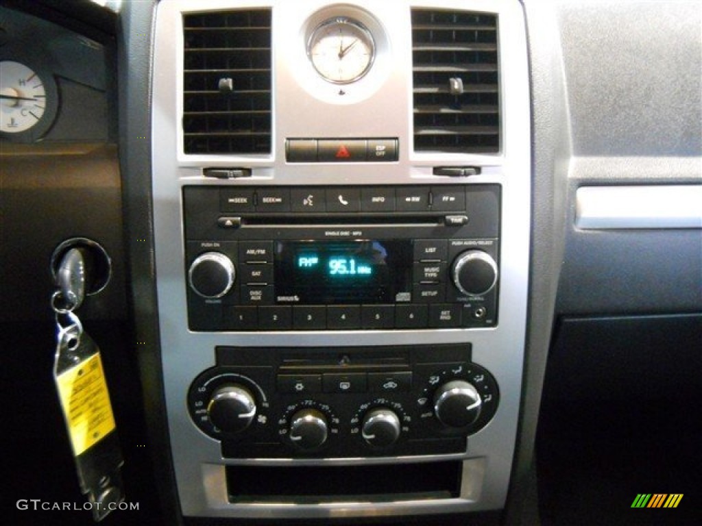 2010 300 Touring - Dark Titanium Metallic / Dark Slate Gray photo #15