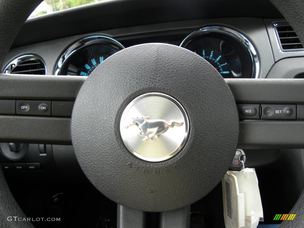 2011 Mustang V6 Convertible - Kona Blue Metallic / Charcoal Black photo #18