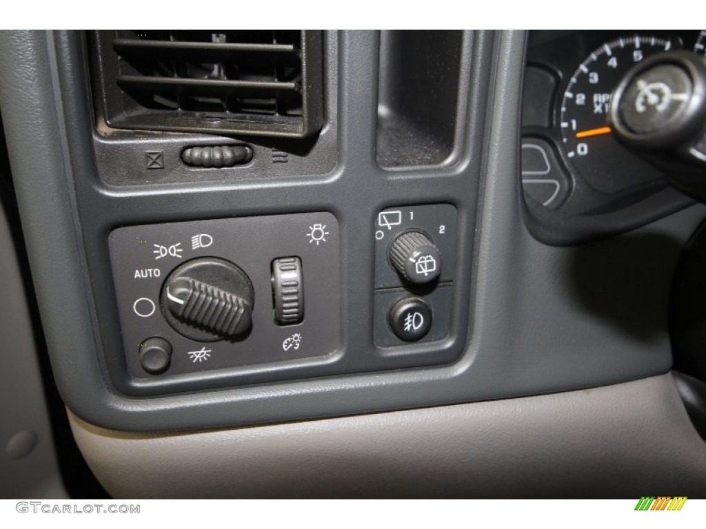 2005 Tahoe LS - Black / Gray/Dark Charcoal photo #24