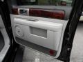 2004 Black Clearcoat Lincoln Navigator Luxury  photo #12