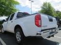 2011 Avalanche White Nissan Frontier SV Crew Cab  photo #2