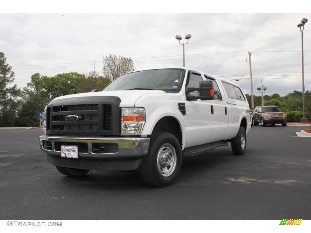 2010 F250 Super Duty XL Crew Cab 4x4 - Oxford White / Medium Stone photo #1