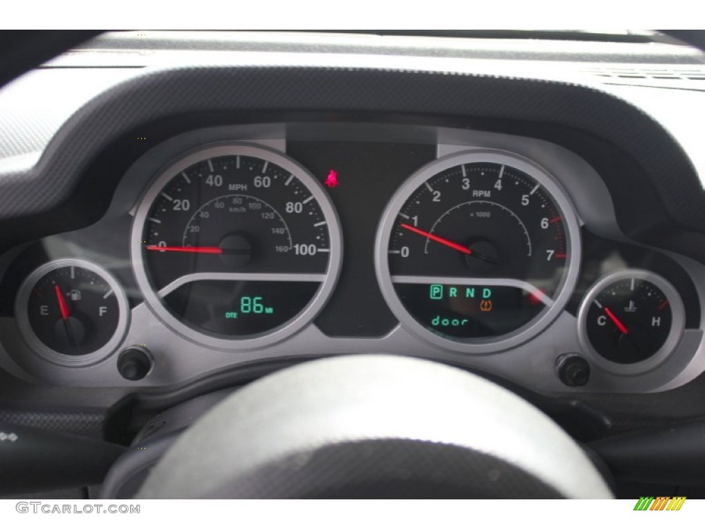 2010 Wrangler Sport 4x4 - Stone White / Dark Slate Gray/Medium Slate Gray photo #16
