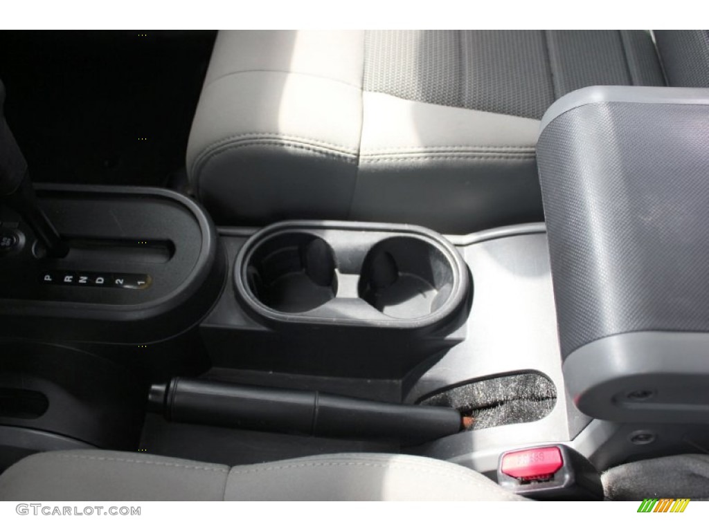 2010 Wrangler Sport 4x4 - Stone White / Dark Slate Gray/Medium Slate Gray photo #21