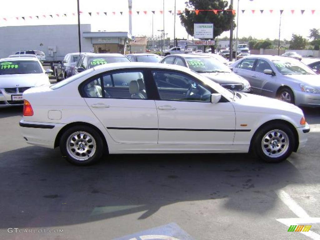 1999 3 Series 323i Sedan - Alpine White / Sand photo #5
