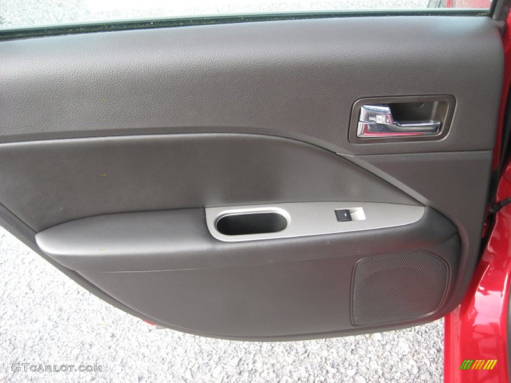 2010 Fusion SEL V6 - Red Candy Metallic / Charcoal Black photo #21