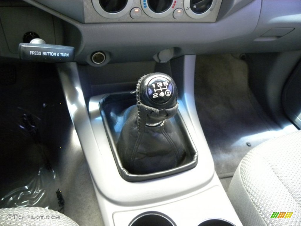 2006 Toyota Tacoma PreRunner Regular Cab 5 Speed Manual Transmission Photo #64207529