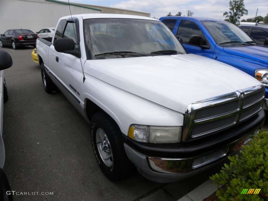 1999 Ram 1500 ST Extended Cab - Bright White / Camel/Tan photo #1