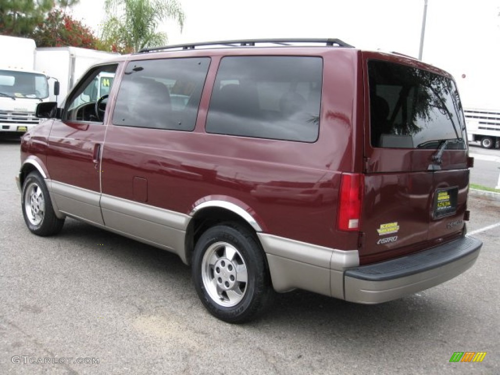 2003 Dark Carmine Red Metallic Chevrolet Astro LS 64188074 Photo 4