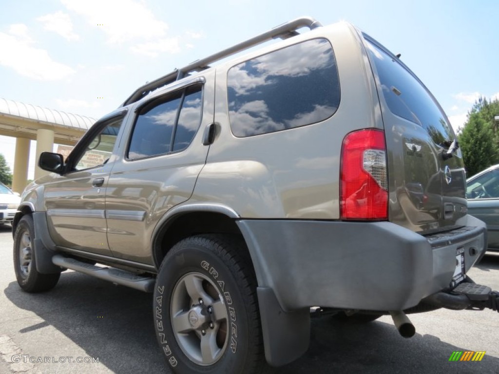 2002 Xterra SE V6 - Gold Rush Metallic / Gray Celadon photo #2