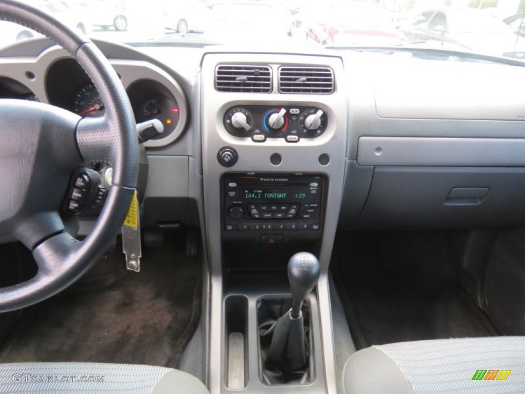 2002 Xterra SE V6 - Gold Rush Metallic / Gray Celadon photo #12